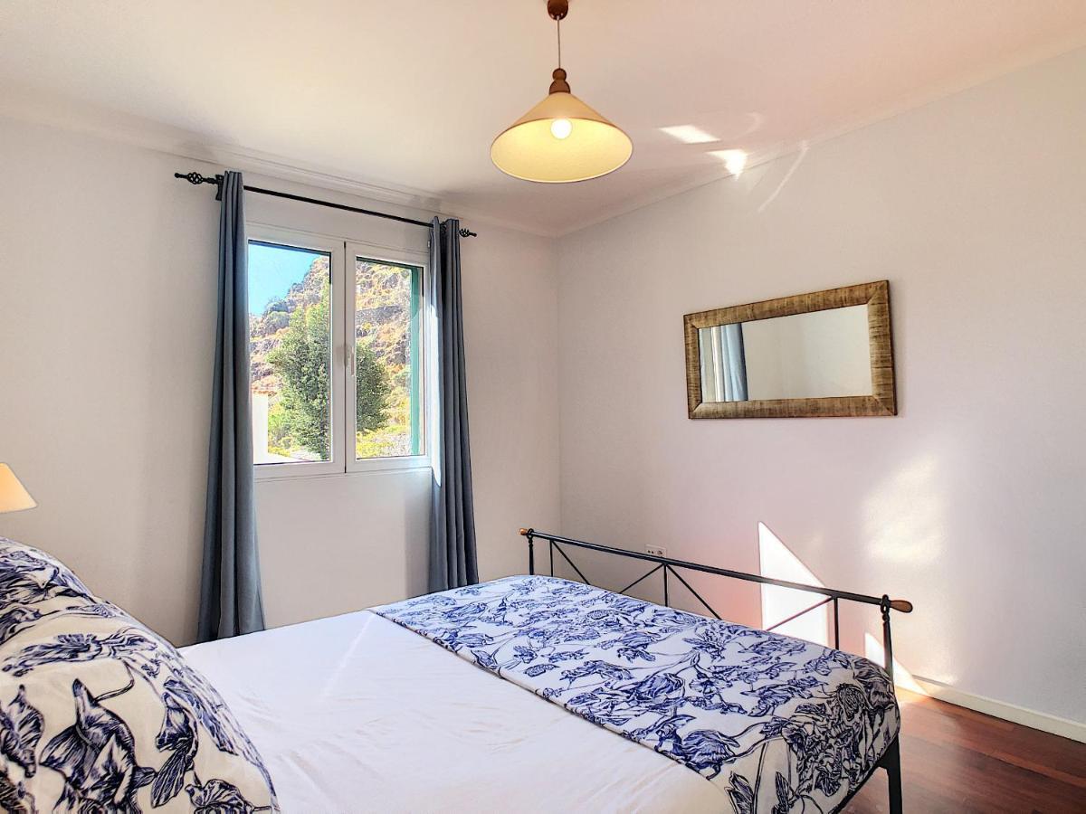 Sea N' Sun Apartment By Lovelystay Ribeira Brava Esterno foto