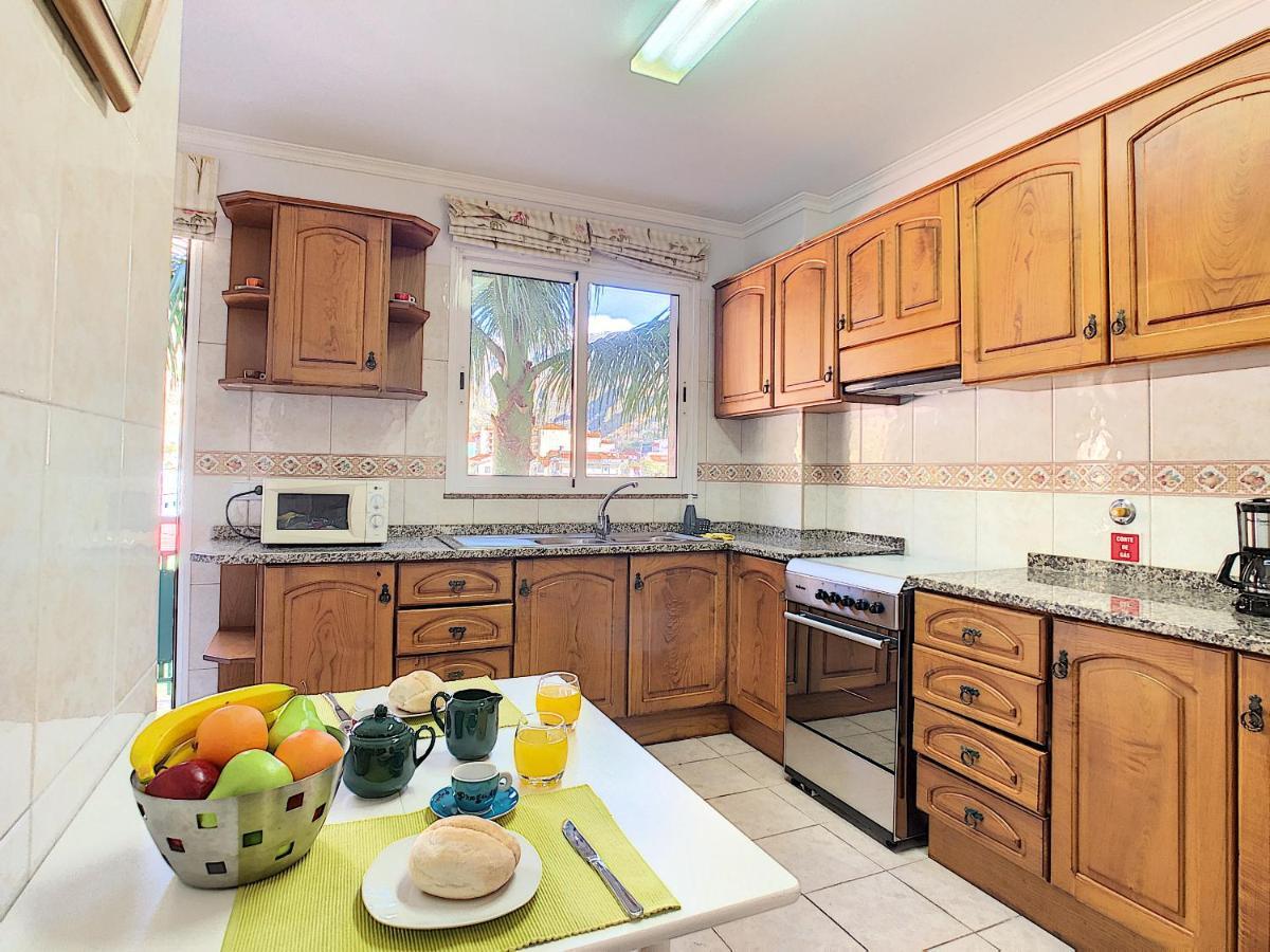 Sea N' Sun Apartment By Lovelystay Ribeira Brava Esterno foto