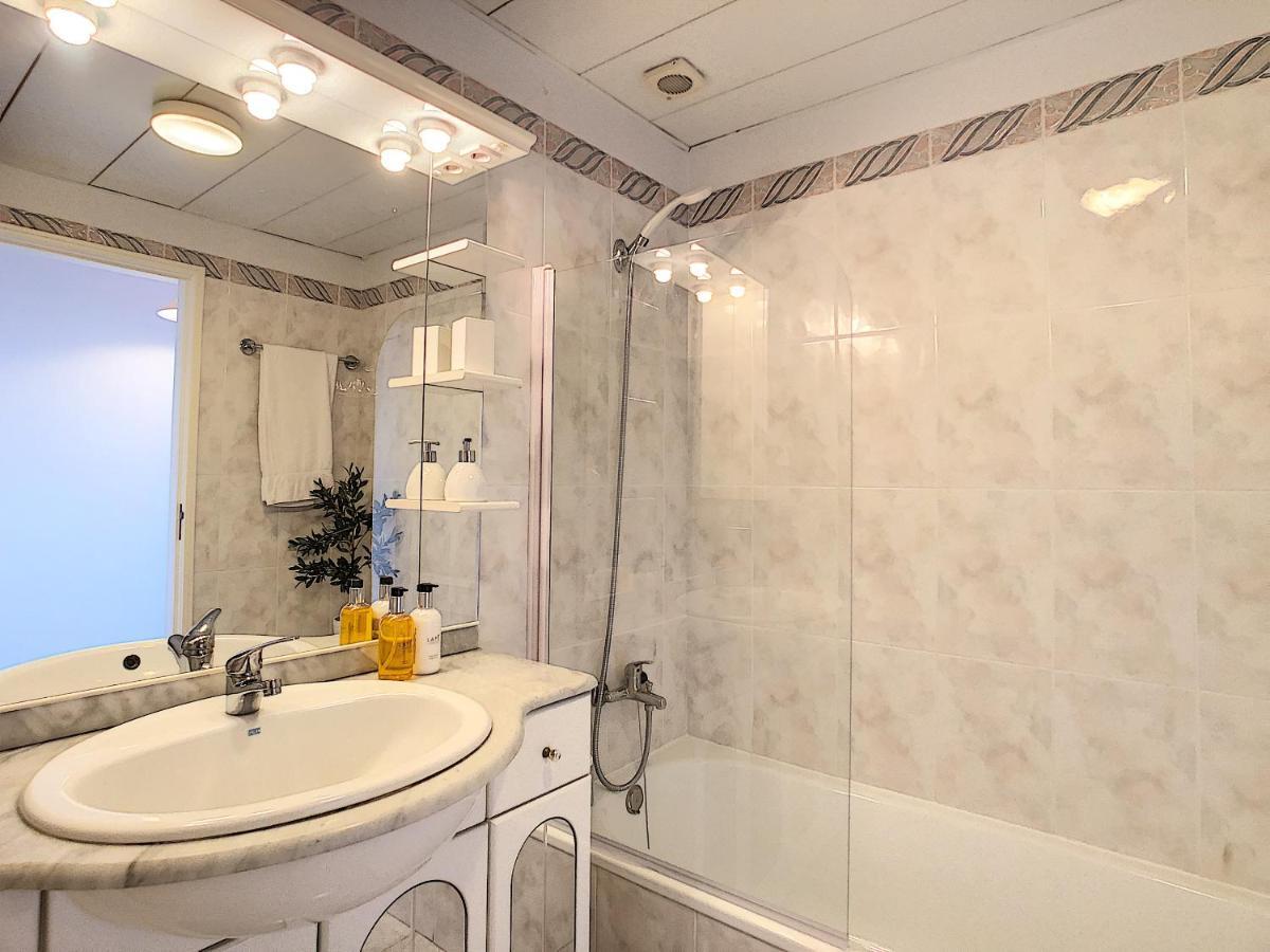 Sea N' Sun Apartment By Lovelystay Ribeira Brava Esterno foto