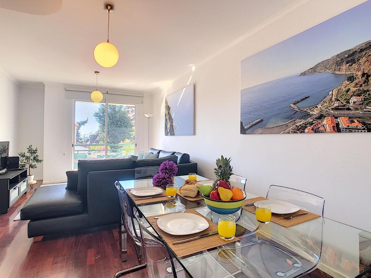 Sea N' Sun Apartment By Lovelystay Ribeira Brava Esterno foto