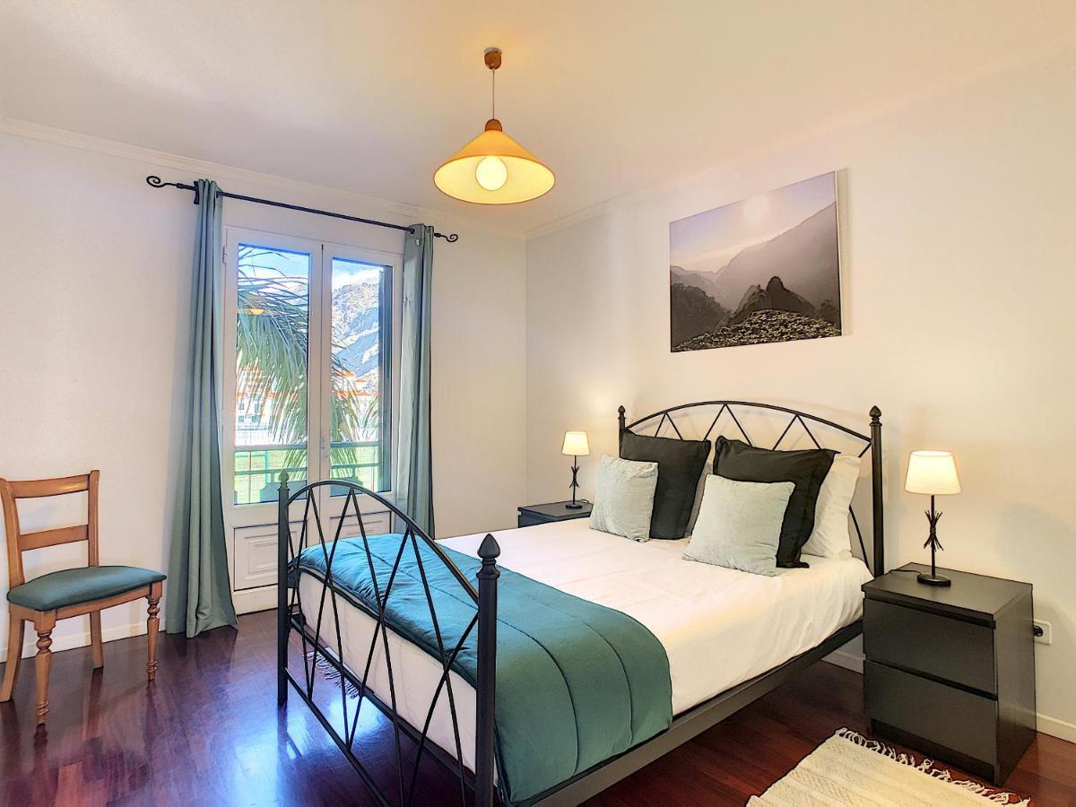 Sea N' Sun Apartment By Lovelystay Ribeira Brava Esterno foto